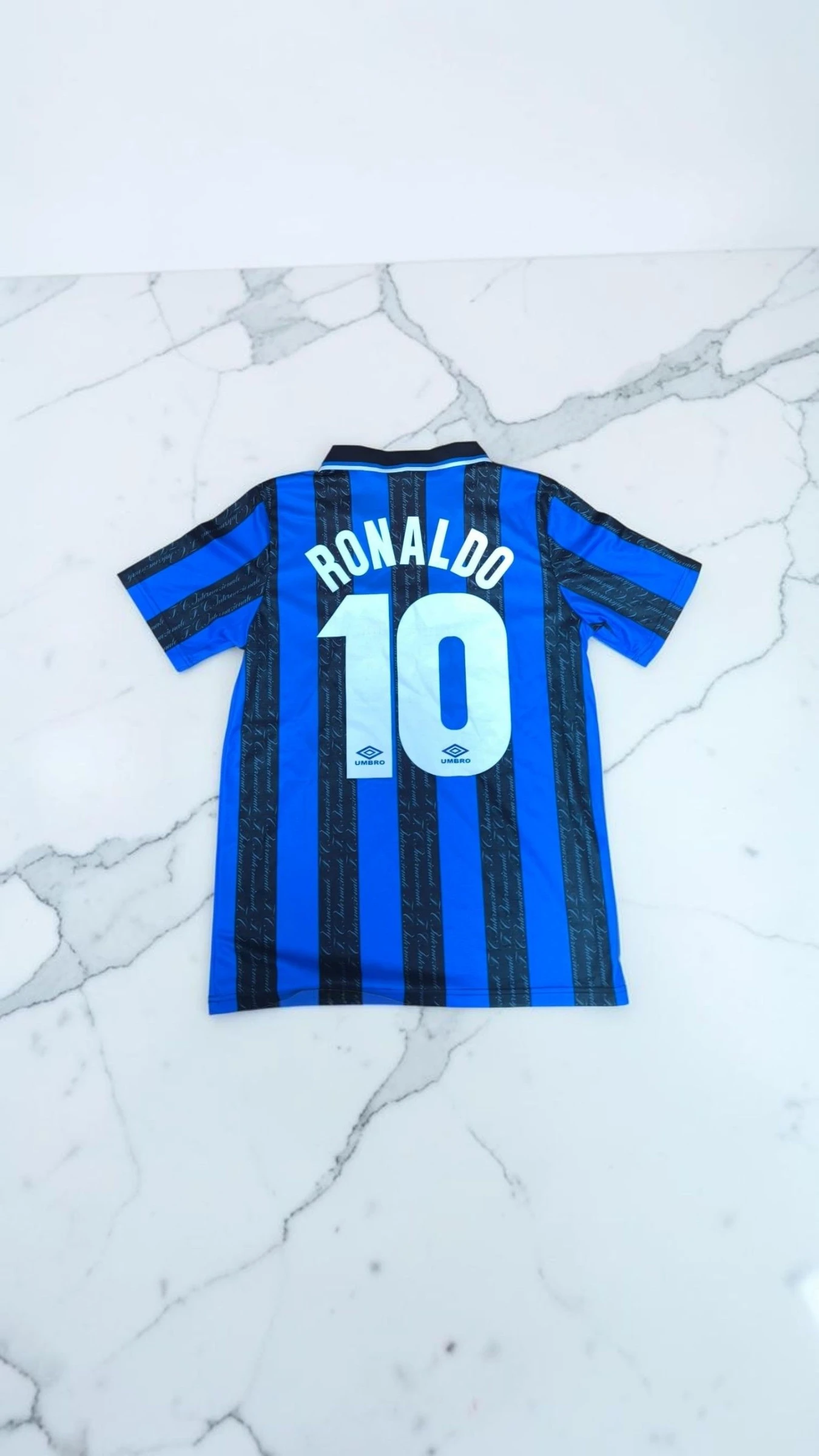 Camiseta Inter de Milão Retro Ronaldo #10 — Tamanho M – photo 5